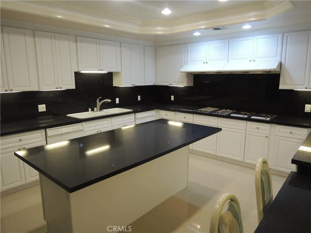 1601 Highland Oaks Drive, Arcadia, California 91006 home-pic-34